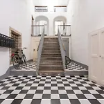 Lumen Old Town Nest