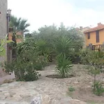 Casa Vacanze A 200 Mt Spiaggia Con 5 Camere 2 Bagni E 10 Posti Letto