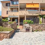 Apartment In Marinella
