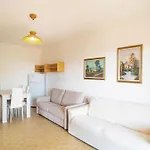 Apartment In Marinella