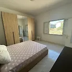 Salvia, 1 Minuto Del Centro De Castelsardo