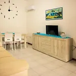 Viale Sardegna - Guest House