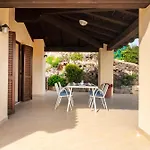Villa Caposchiera A 150M Dal Mare