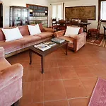 Casa Catalina, Ampia, Luminosa E Con Vista Mare