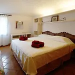 Casa Catalina, Ampia, Luminosa E Con Vista Mare