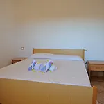 Residence Fiorito Spiaggia 300M By Portoottioluaffitti