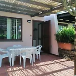 La Finestra Su Stintino 3 Vista Giardino