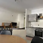 Casa 83 A Pochi Passi Dal Centro