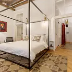 Rubino, Junior Suite Con Vasca Idromassaggio Nel Centro Storico Di Cagliari