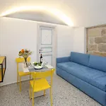 B&B Domos Mi & Ro