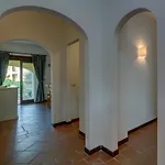 Charming Sea Villa Shared Pool Sleeps 6 V6In