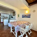 Residence Domos De Rocca