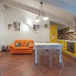 Banana Apartment