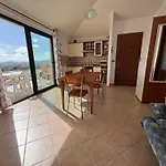 Bynos Sea View