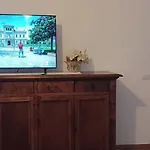 Lisa'S Lovely House