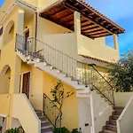 Porto Apartments - La Caletta