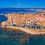 Lusa Apartment - Happy Rentals