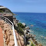 Apartment On The Sea