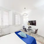 Apartment Nearby Historic Center - 2 Private Bathrooms