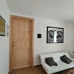 Camera Sole