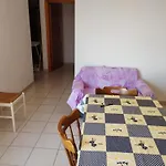 Orosei-Sardegna-Appartamento 5 Posti Letto Con Giardino