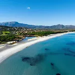 Holiday-House-Camelia-600-Meters-From-The-Beach