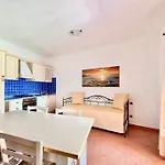 Isa-Residence With Private Beach In Marinella
