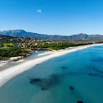 La Caletta Central
