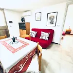 Grazioso Appartamento In Villetta Bianca