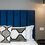 Saint Margaret Apartments - Magnolia