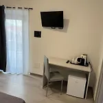 Mary'S Rooms