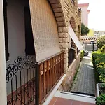 Domo Reina