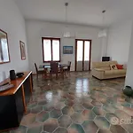 A Due Passi Dal Mare - Casa Vacanze