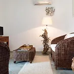 Casa Magnolia San Pantaleo