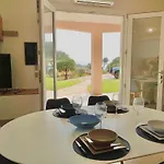 Elmisa Holiday House