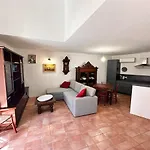 Pgs Immobiliare Srls Residenza Remise Bilocale In Centro Storico La Maddalena