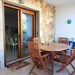 Nefhouse 83