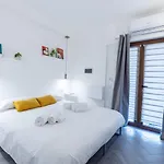 Urban Rooms