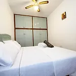 Pgs Immobiliare Srls Residenza Luisa Bilocale Con Terrazza Vista Mare In Centro Storico La Maddalena