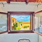 Wonderful Window - Poltu Quatu