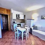 Iss Travel, Casa Li Bandi In San Teodoro, 6 Beds, Air Conditioning And Private Outdoor Area