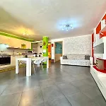 Happy Apartment