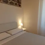 Lormar House