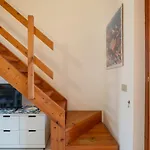 Charming Sea View, Modern House With Garden ,Air Conditioning