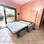 Dolfa House