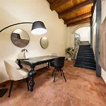 Suite Deluxe In Palazzo Storico - Centro Sassari - Appartamento Olbia