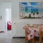Roby'S Apartment
