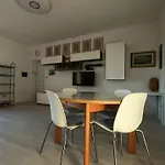 Casa Izzo, Trilocale Con Terrazza E Parcheggio Privato