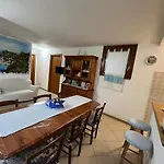 Villa Eden 2 Minutes From The Beach, First Floor