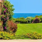 Villa Silenis
